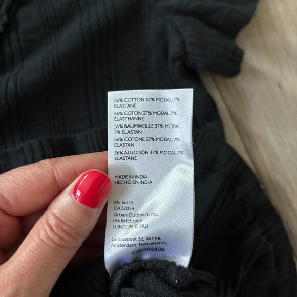 Anthropologie Pilcro Black Double-V Neck Tee Size Small 90s - Picture 6 of 12